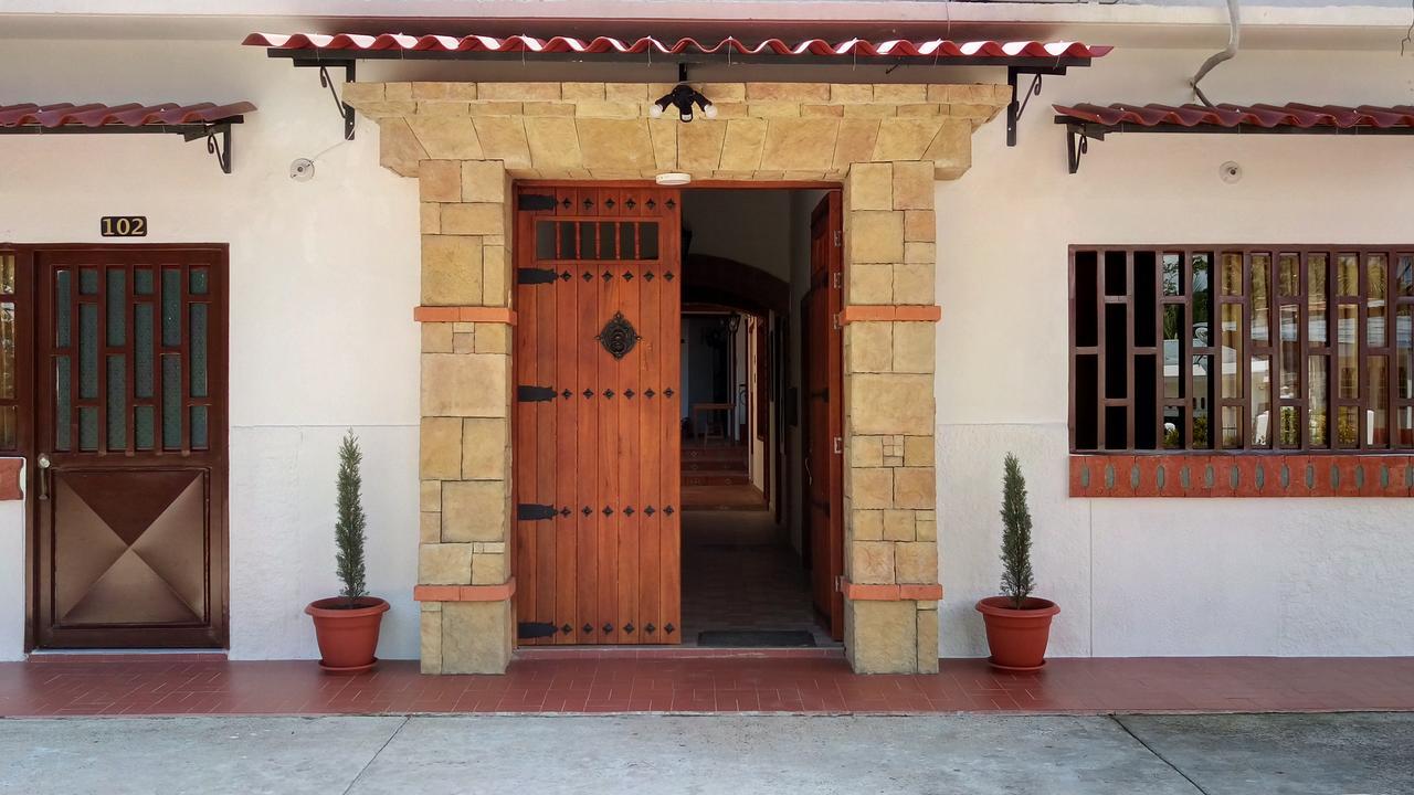 La Casona De Juancho Hotel Puerto Leguizamo Exterior photo